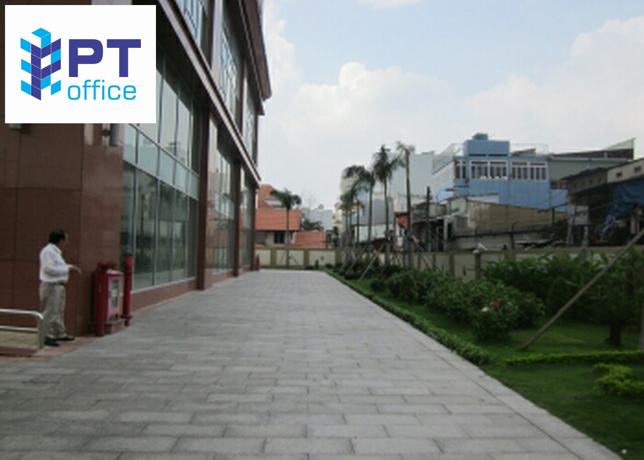 Hành lang bên ngoài tòa nhà văn phòng cho thuê quận Bình Thạnh Thanh Đa View